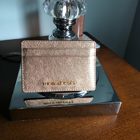 MICHAEL Michael Kors Handbags - Michael Kors Card Holder. Like New!!